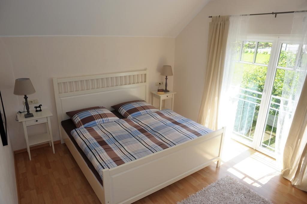 Ferienwohnung Landfein Schalkenmehren Ruang foto